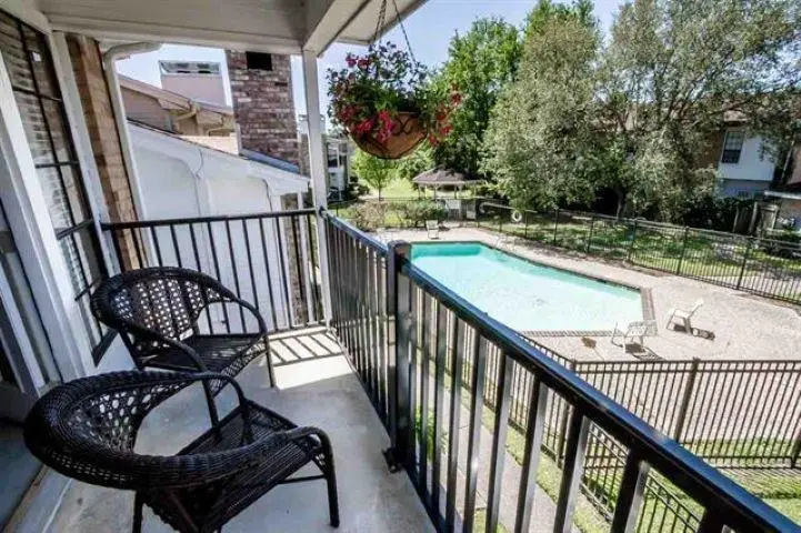 1620 Wellington Pl #1201, Beaumont, TX 77706-3395 - #2