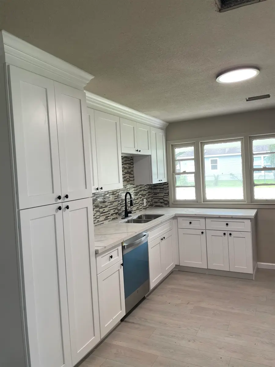 4395 El Paso, Beaumont, TX 77703 - #3
