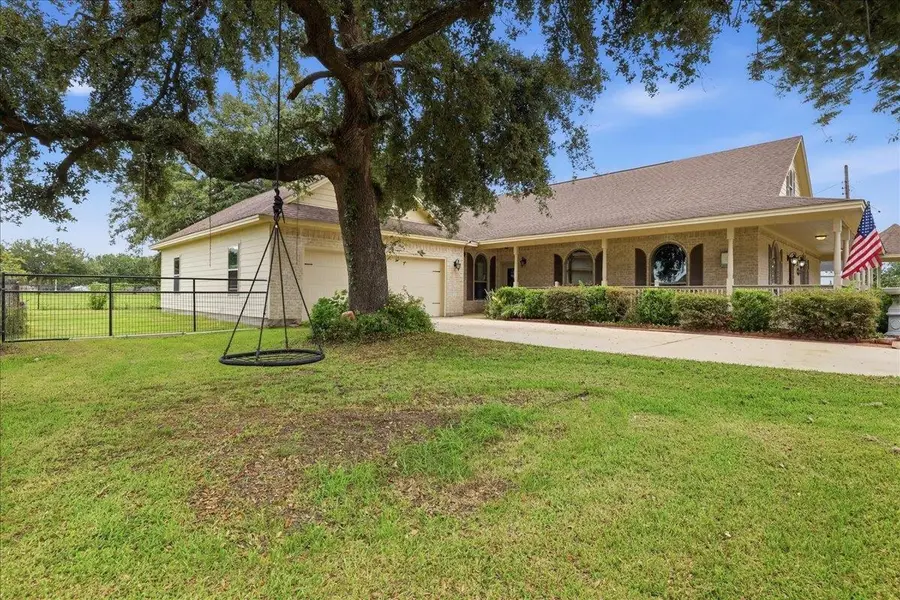 2046 Merriman St, Port Neches, TX 77651 - #3