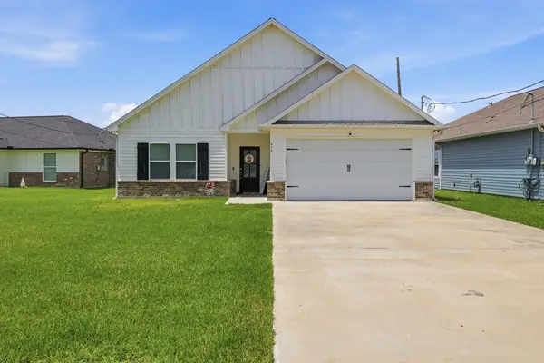 419 Canal, Port Neches, TX 77651