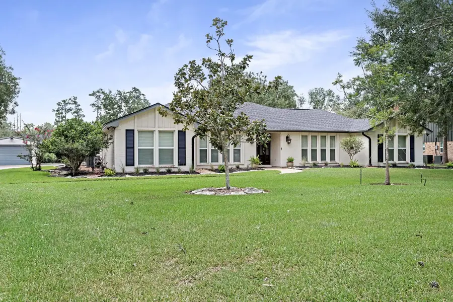 415 W Pineshadows, Sour Lake, TX 77659 - #3