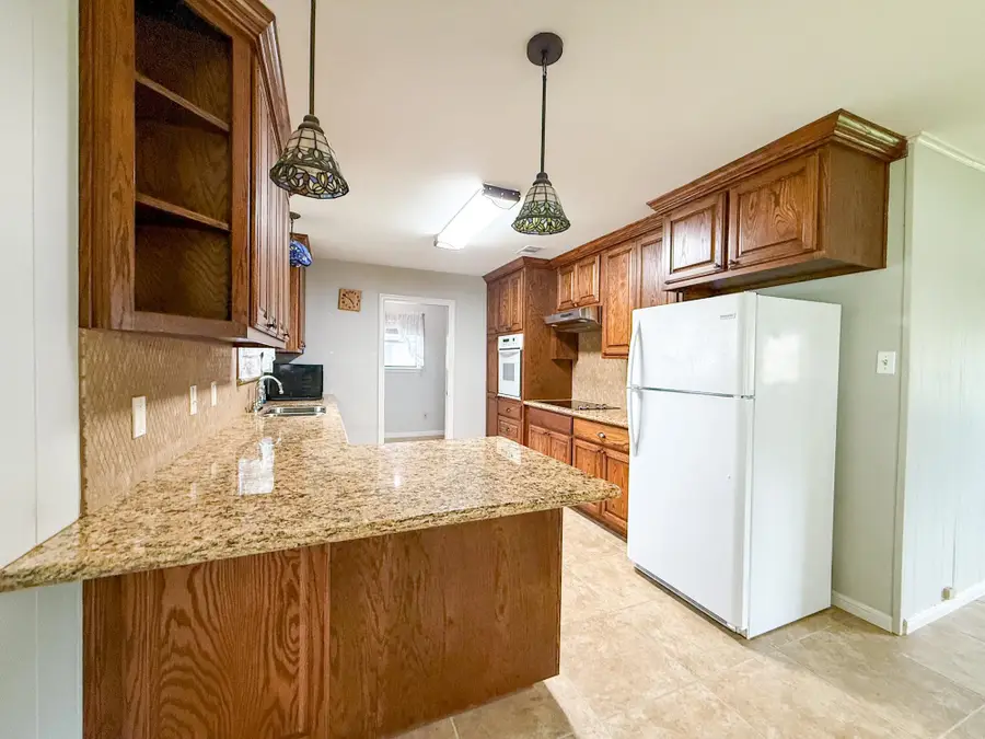 470 Jackson Dr, Vidor, TX 77662 - #3