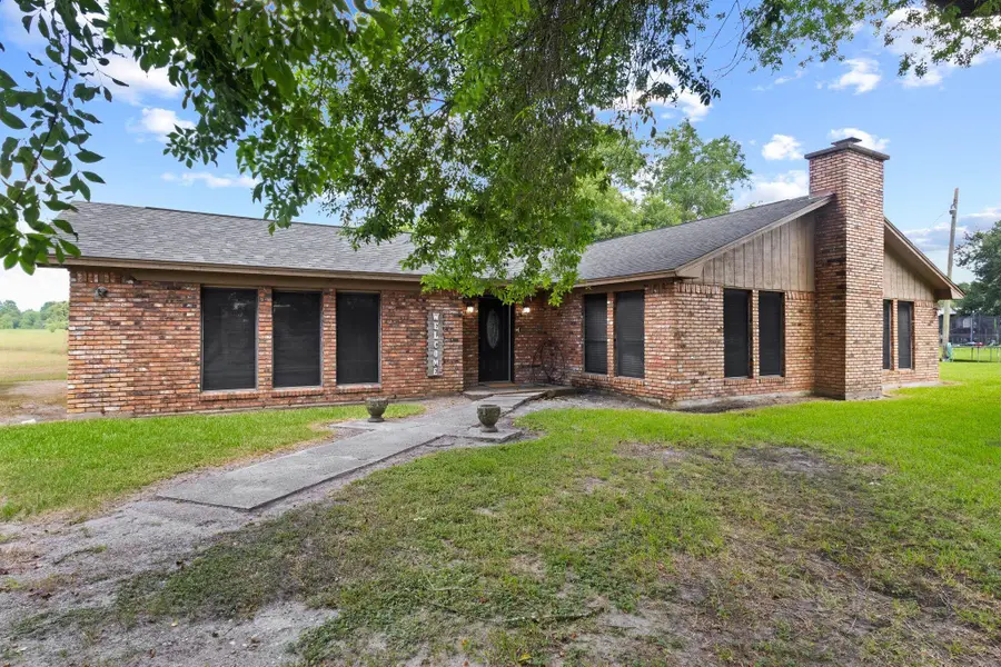 7636 Brewer Rd, Orange, TX 77632 - #2