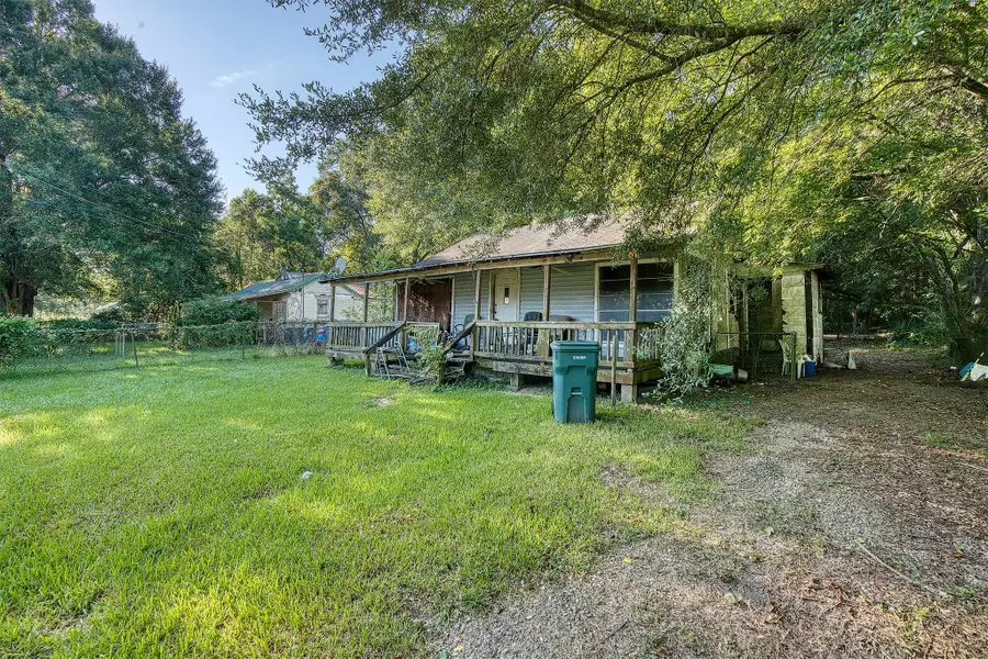 1595 W Highland Dr., Beaumont, TX 77706 - #2