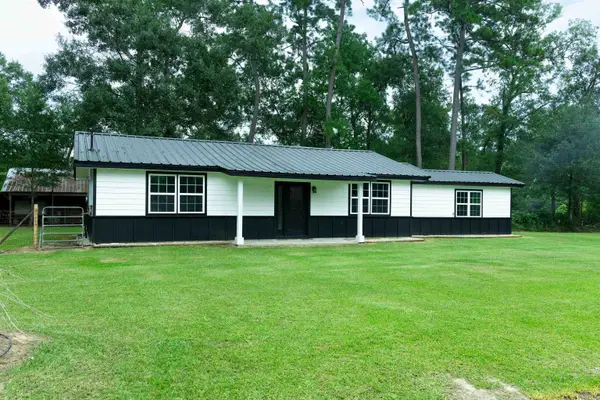 1220 Capri, Vidor, TX 77662