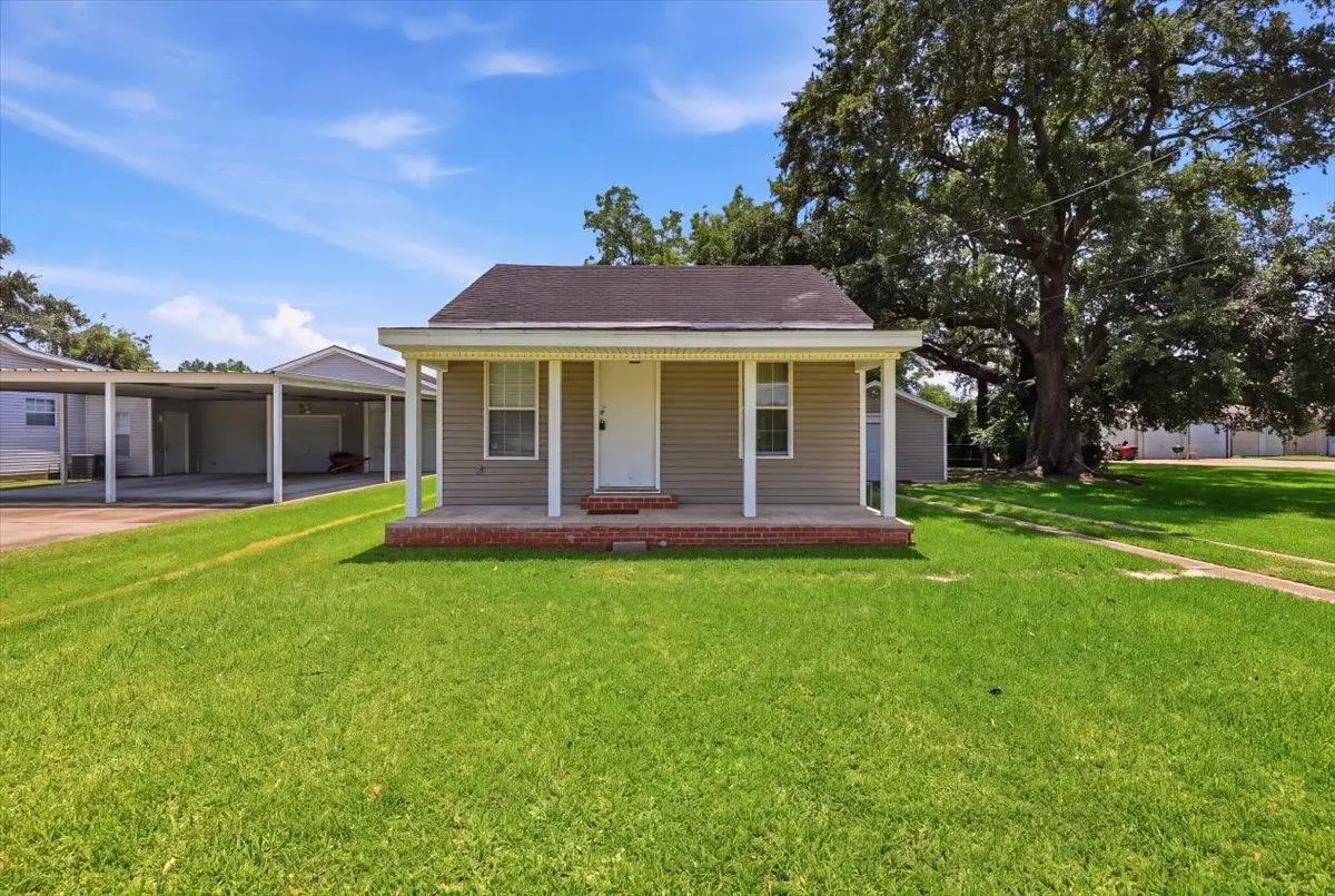 1203 Spurlock, Nederland, TX 77627 - #1
