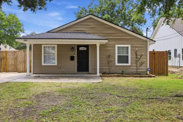 1101 Macarthur Drive, Port Neches, TX 77651