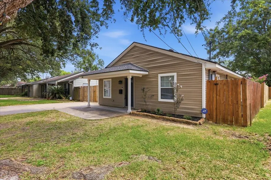 1101 Macarthur Drive, Port Neches, TX 77651 - #2