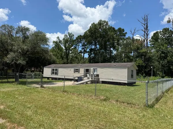 2591 Glenda Street, Orange, TX 77632