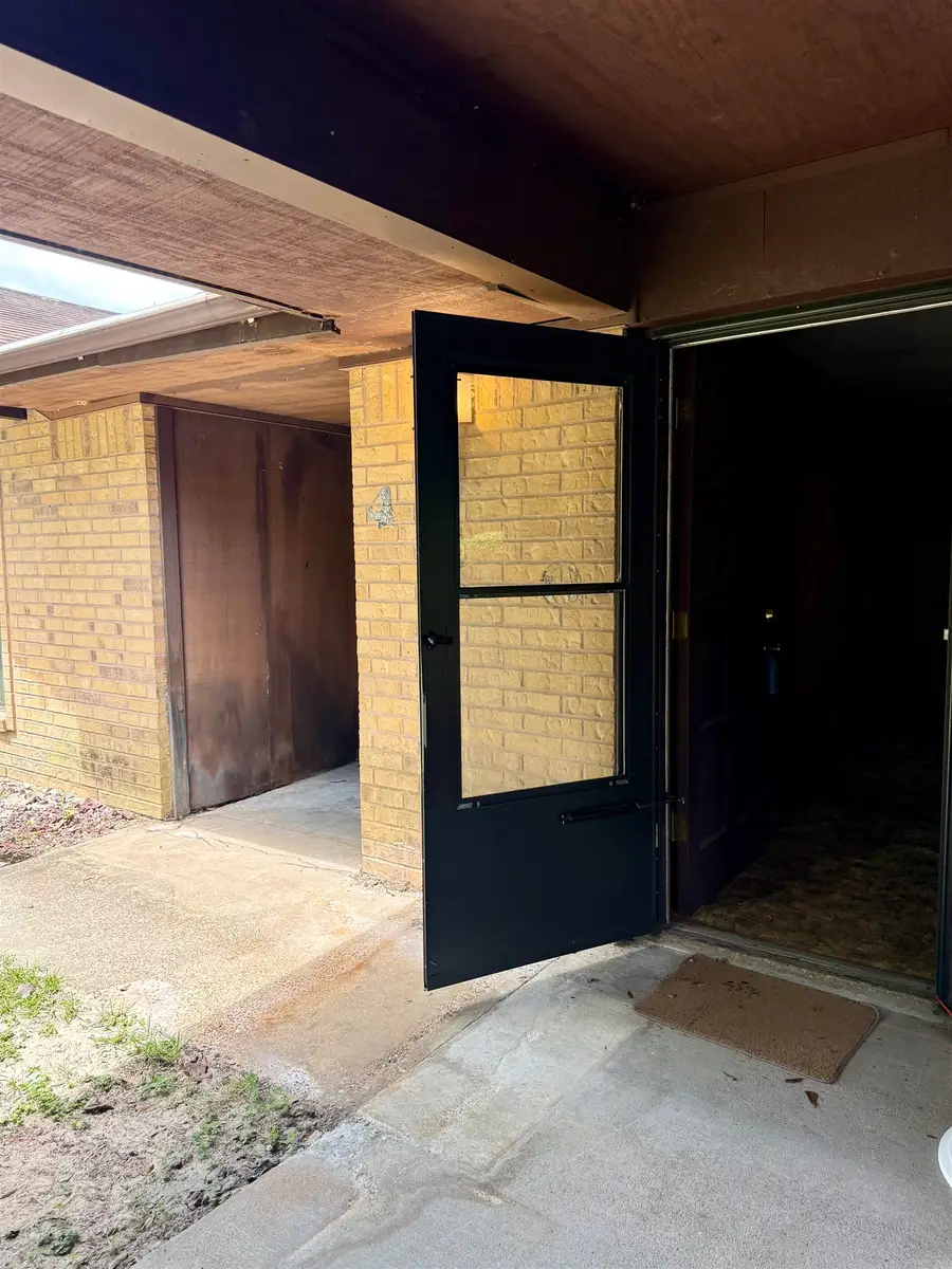 410 S 15th, Silsbee, TX 77656 - #3