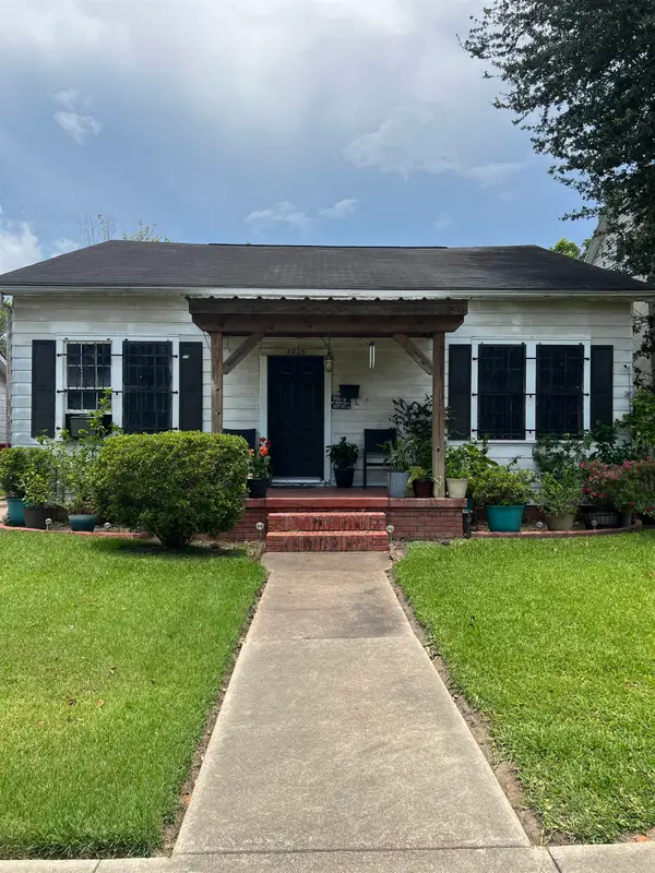 1730 Washington Blvd, Beaumont, TX 77705