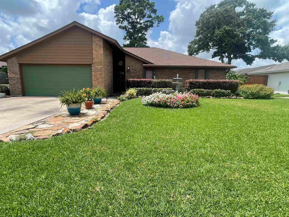 7621 Springmeadow Ln, Port Arthur, TX 77642 - #1