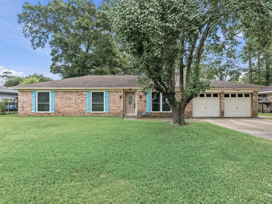 1180 Chatwood Dr, Beaumont, TX 77706 - #2