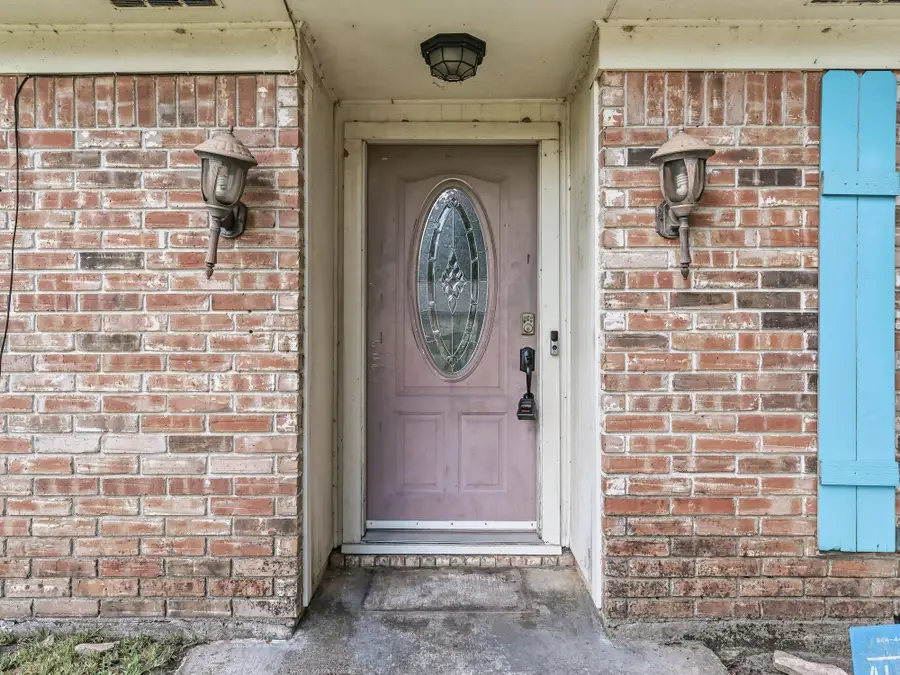 1180 Chatwood Dr, Beaumont, TX 77706 - #3