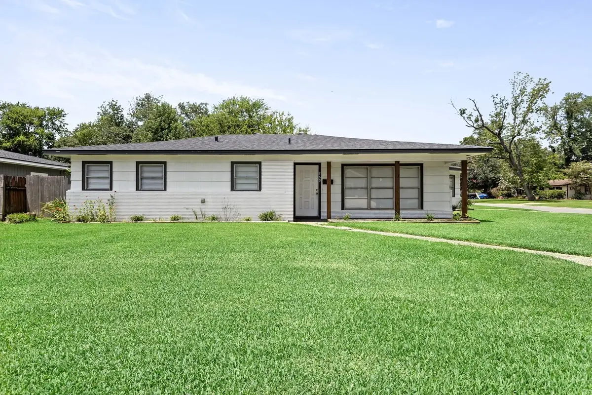 260 Canterbury, Beaumont, TX 77707 - #1