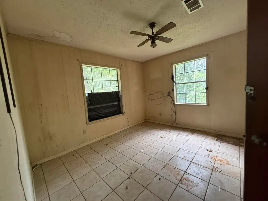 1308 Cardinal, Woodville, TX 75979 - #3