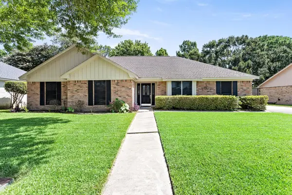 4335 Willow Bend, Beaumont, TX 77707