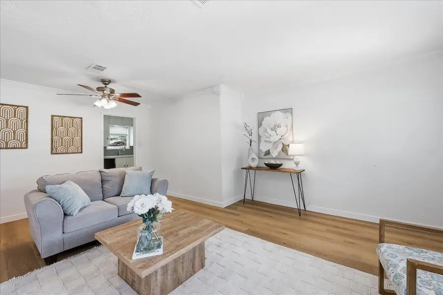 2012 Avenue G, Nederland, TX 77627 - #3