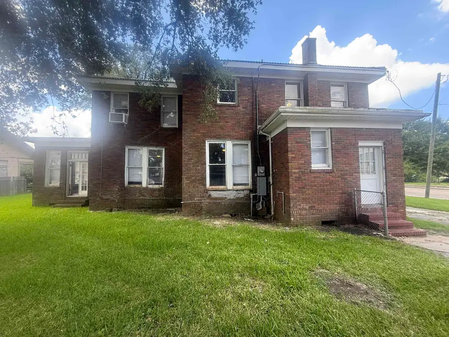 2290 Liberty St, Beaumont, TX 77701 - #2