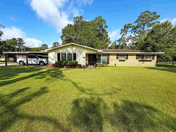390 N Mayhaw Drive, Vidor, TX 77662