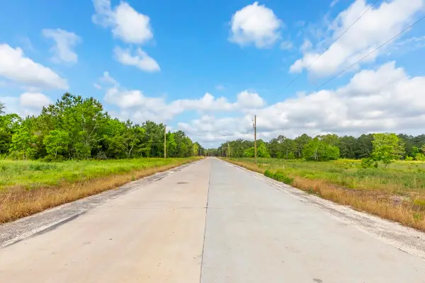 17450 Reserve Dr, Beaumont, TX 77713