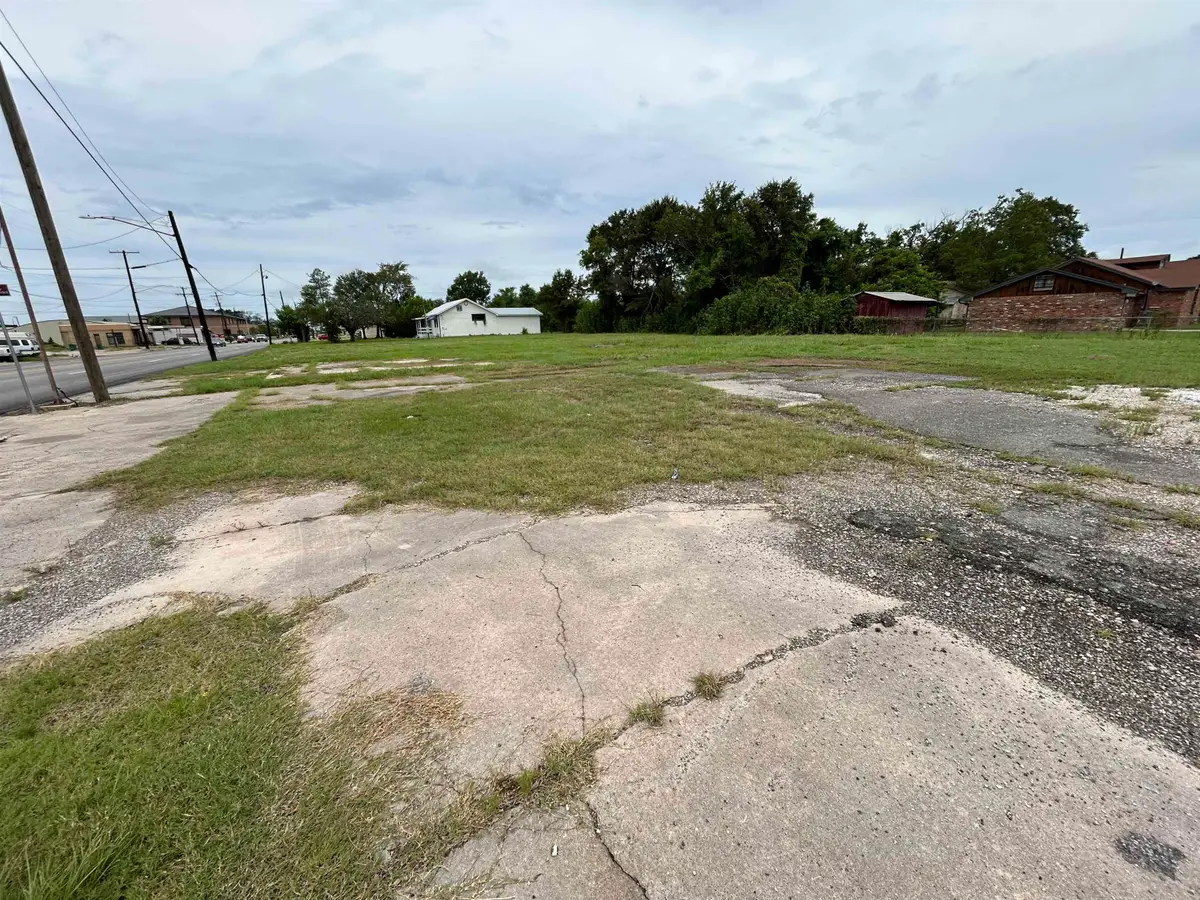96 Green, Orange, TX 77630 - #1