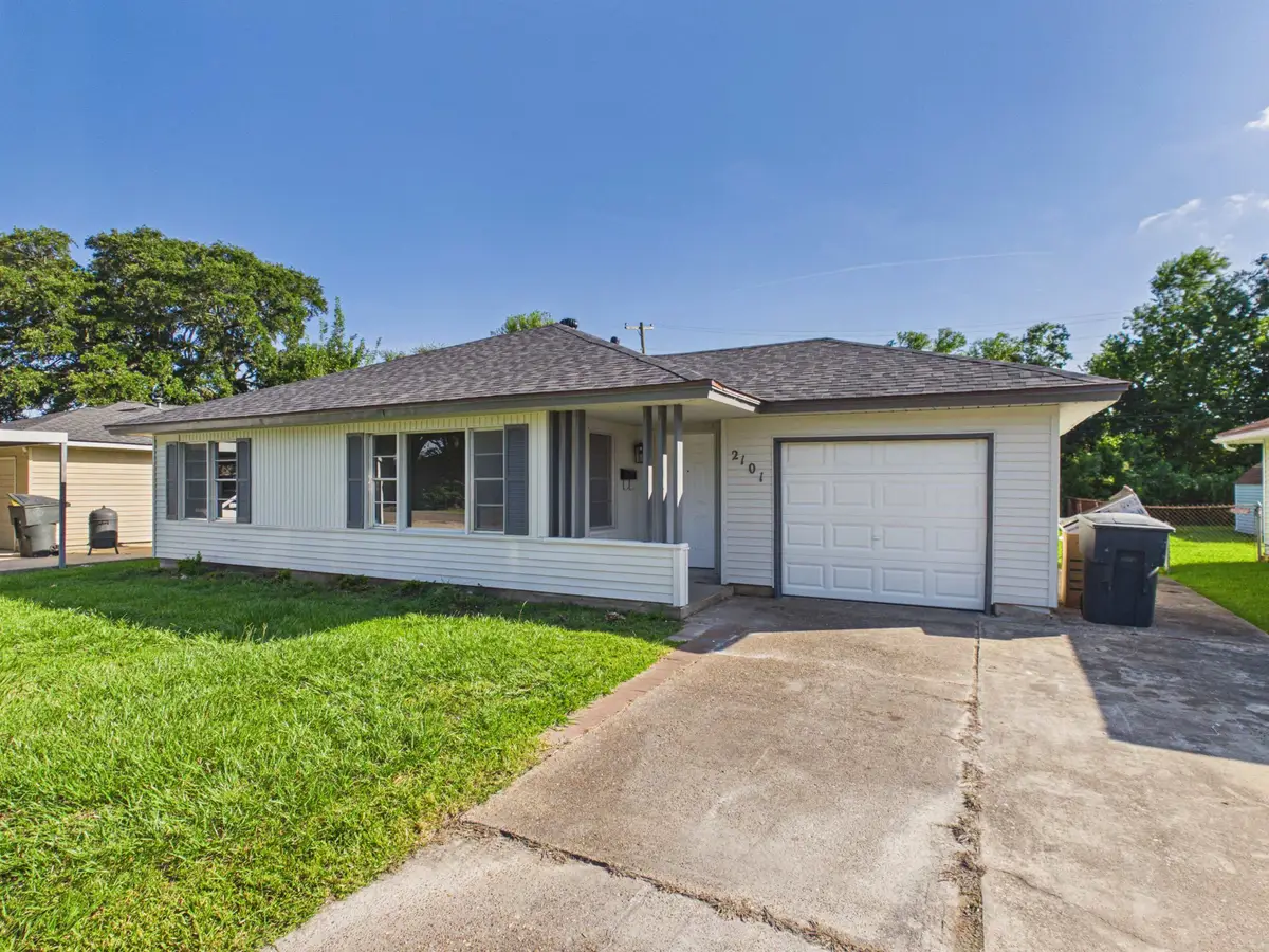 2101 Owens, Groves, TX 77619 - #1