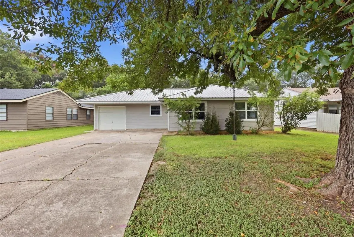 4830 Lawndale, Groves, TX 77619 - #1