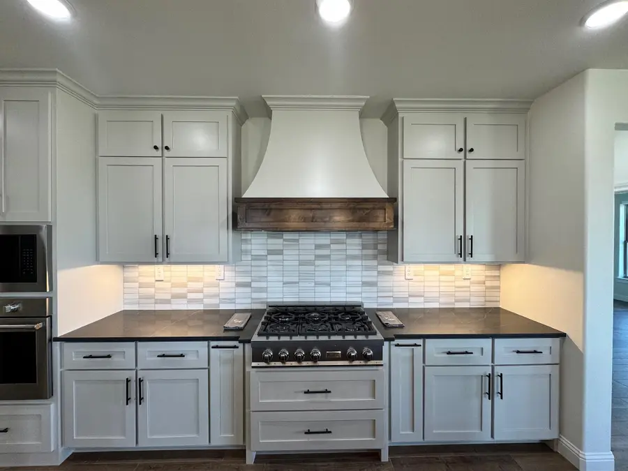 910 Elliott Drive, Nome, TX 77629 - #3