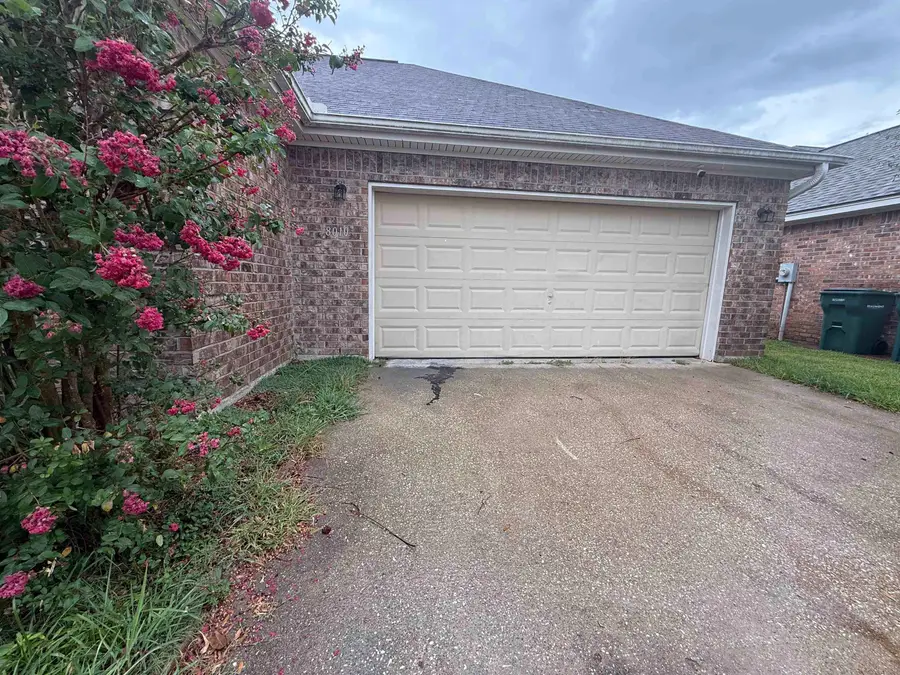 8010 Torrey Pines Circle, Beaumont, TX 77707 - #2