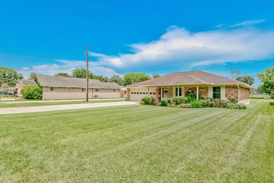 133 2nd Ave, Nederland, TX 77627 - #3