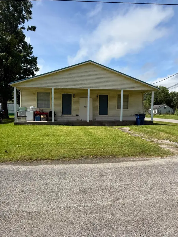1925 A & B Crockett, Orange, TX 77630