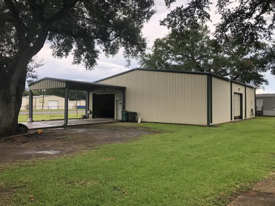 4155 N Twin City Highway, Nederland, TX 77627-0000 - #2