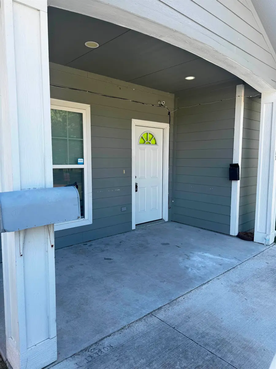 1013 Neches Ave., Port Arthur, TX 77640 - #2