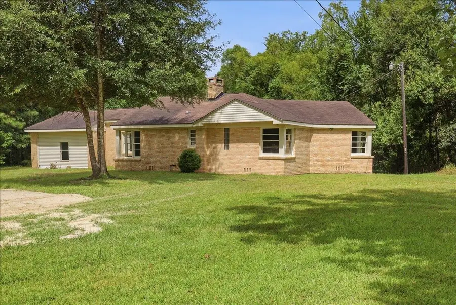 985 Hwy 12 E, Deweyville, TX 77614 - #2