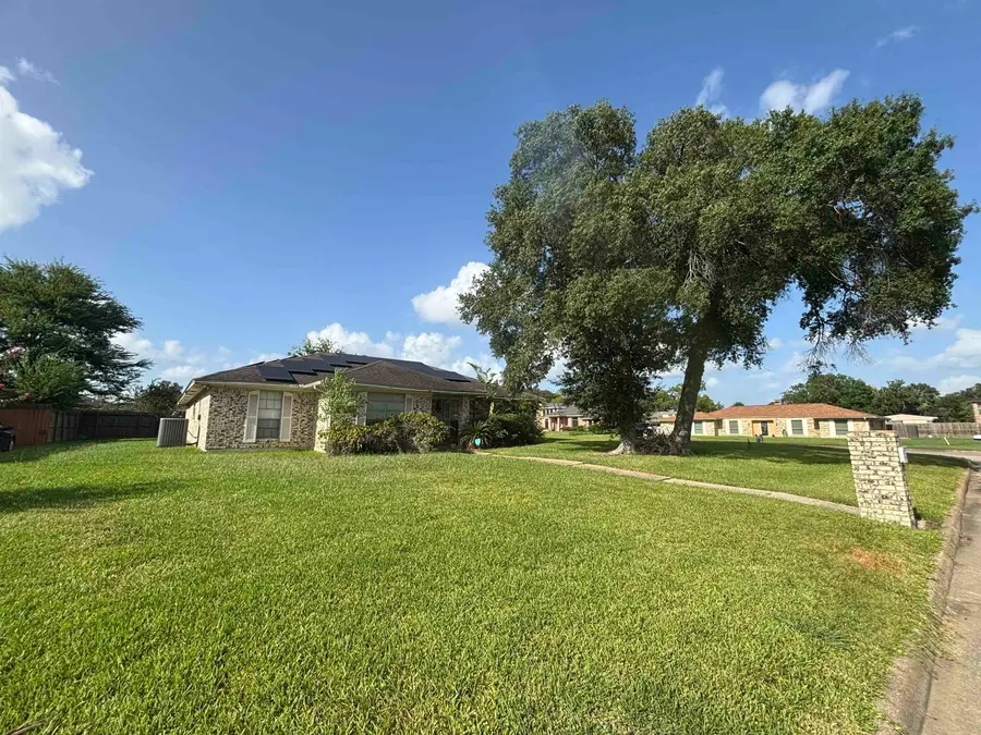 4130 Simpson Dr, Beaumont, TX 77705 - #2