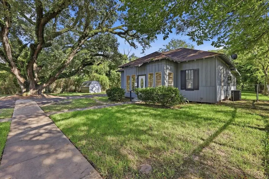 1203 W Cypress, Orange, TX 77630 - #3