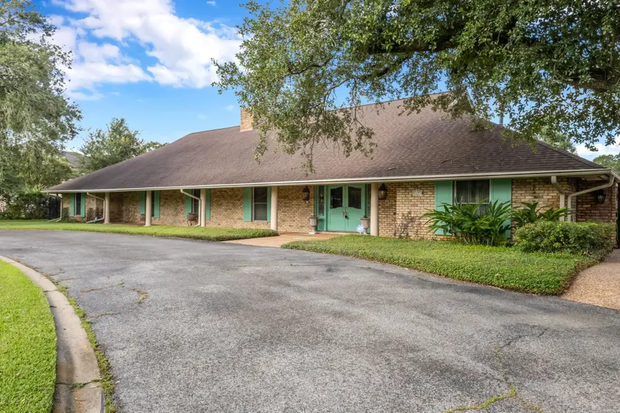 2295 Thomas Road, Beaumont, TX 77706 - #3