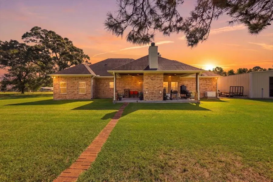 4655 Thacker Dr., Orange, TX 77630 - #3