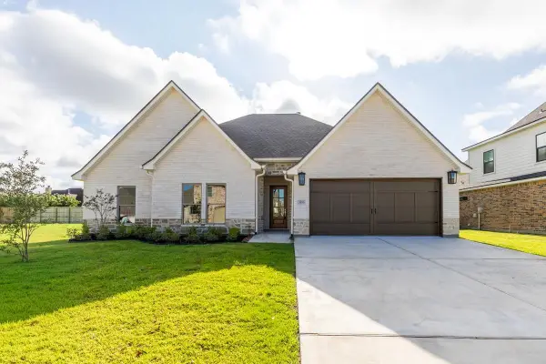 3570 Valmont, Beaumont, TX 77706