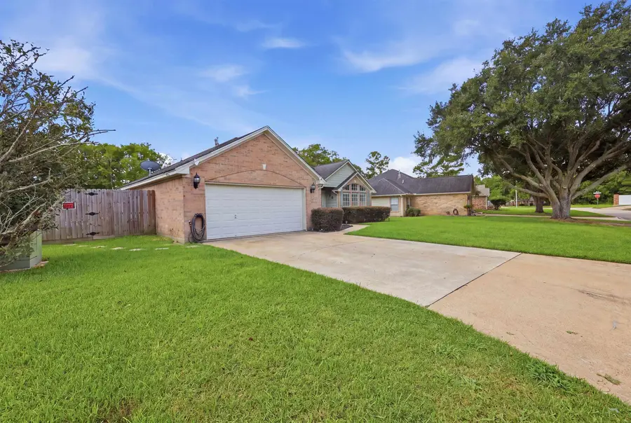 8075 Gleneagles, Beaumont, TX 77706 - #3