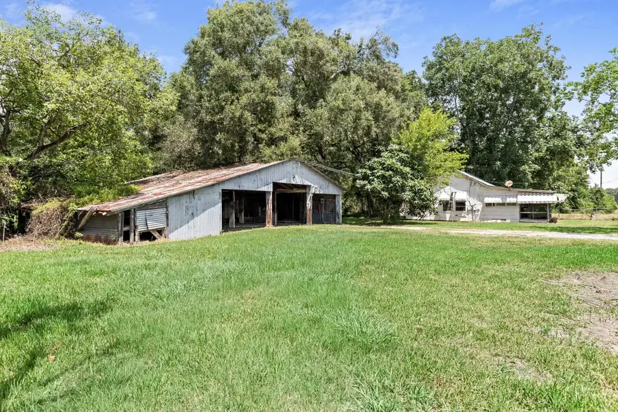 2104 HWY 365, Nome, TX 77629 - #2