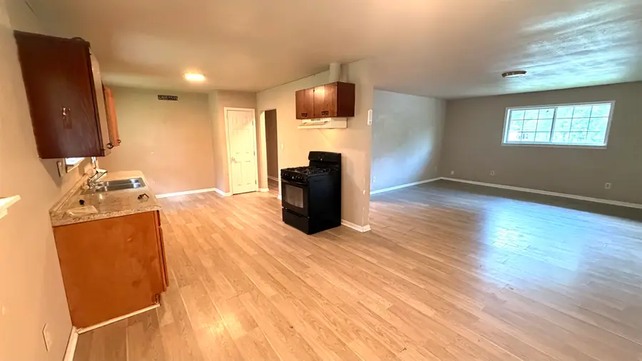 2016 Stakes Ave, Orange, TX 77630 - #2