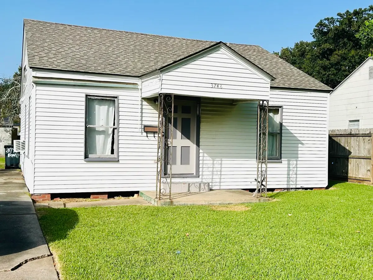 3748 Kinard Ave, Groves, TX 77619 - #1