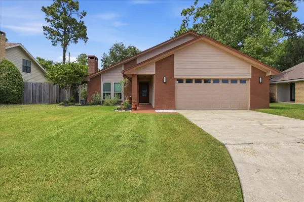 2206 Spring Oak Lane, Orange, TX 77632