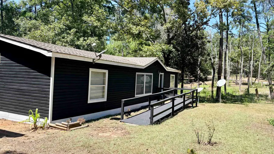 534 Lake Camelot Circle, Woodville, TX 75979 - #2