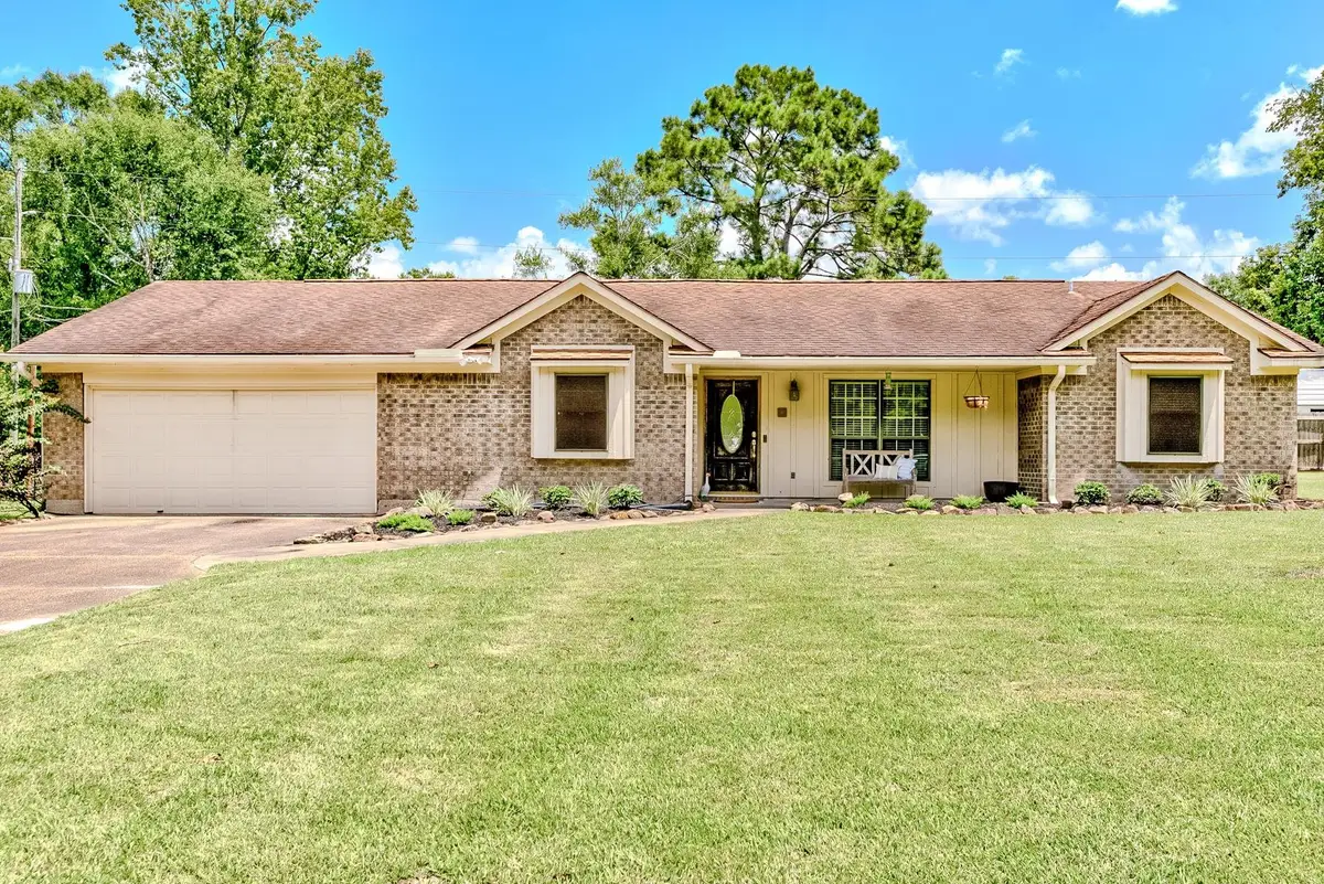 10 Briarhill Ln., Lumberton, TX 77657 - #1