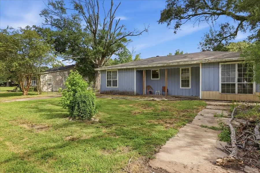 1049 Vincent, Bridge City, TX 77611 - #3