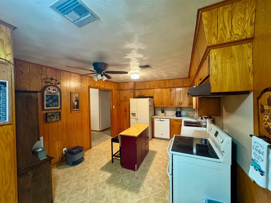 1815 Lee Miller Rd, Silsbee, TX 77656-7657 - #3