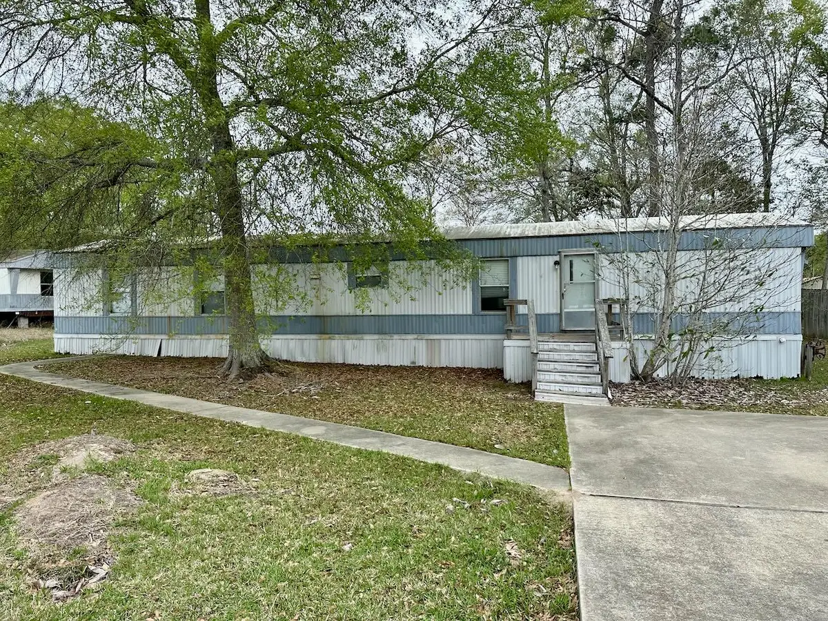 112 Blueridge Dr., Silsbee, TX 77656 - #1